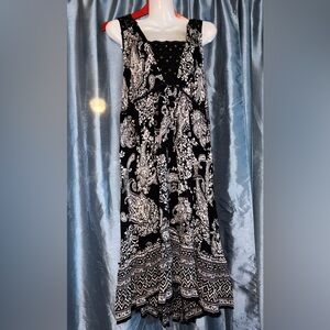 Elegant Black and White Paisley Dress